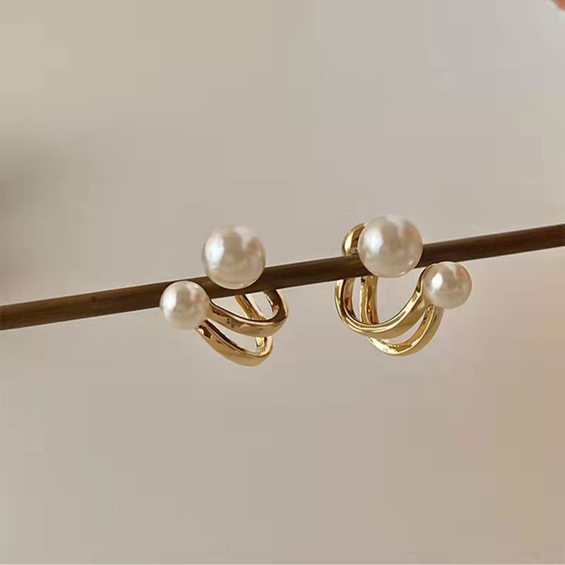 Pearl Circle Earrings-Golden